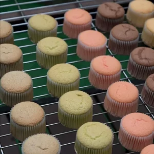 Six cupcake recipe tutorials Cupcake making technology tutorials Baking snacks business tutorials